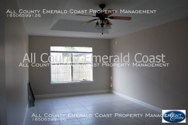 Building Photo - 30 Ruby Cir