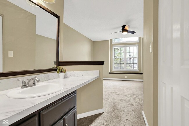 Building Photo - 4638 Chatterton Cir