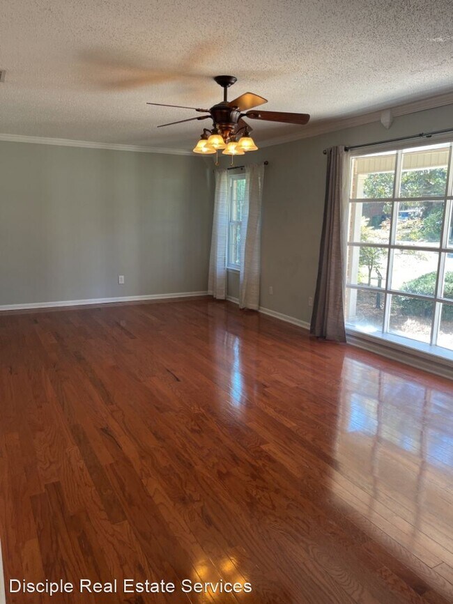 3 br, 2 bath House 706 Bradwell Street House Rental in Hinesville