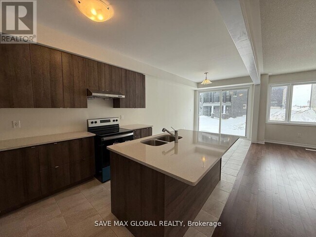 Photo du bâtiment - 18 Lipscott Dr