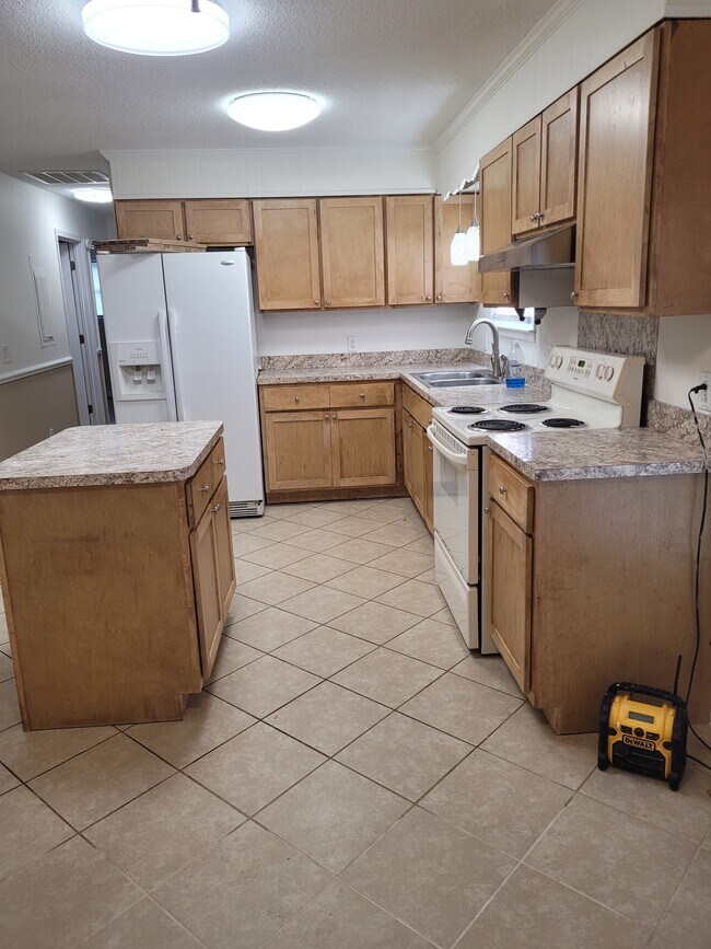 Foto del edificio - 3986 Sunny Lane Dr