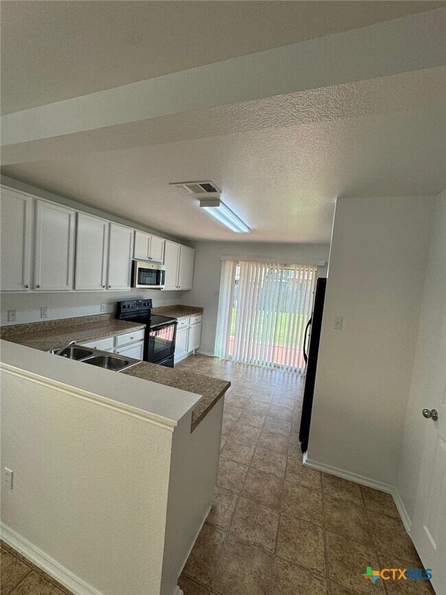 Foto del edificio - 102 W Orion Dr