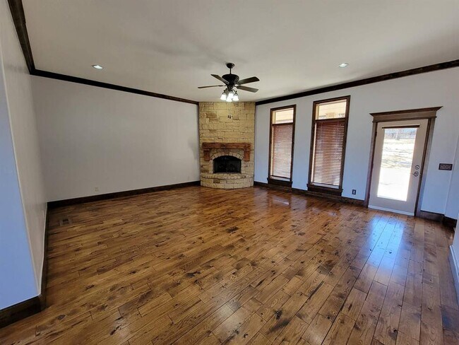 Foto del edificio - 8741 Belcaro Dr