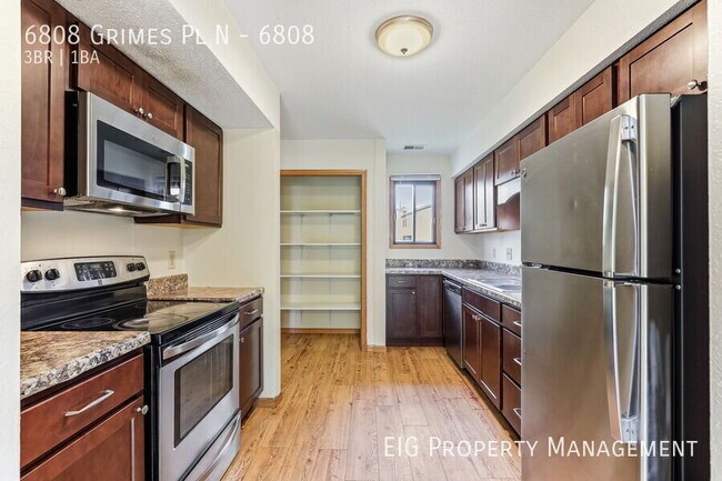 Building Photo - 6808 Grimes Pl N
