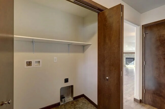Foto del edificio - 4903 Annabelle Ct