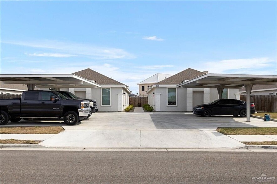 Foto principal - 904 Kentucky St