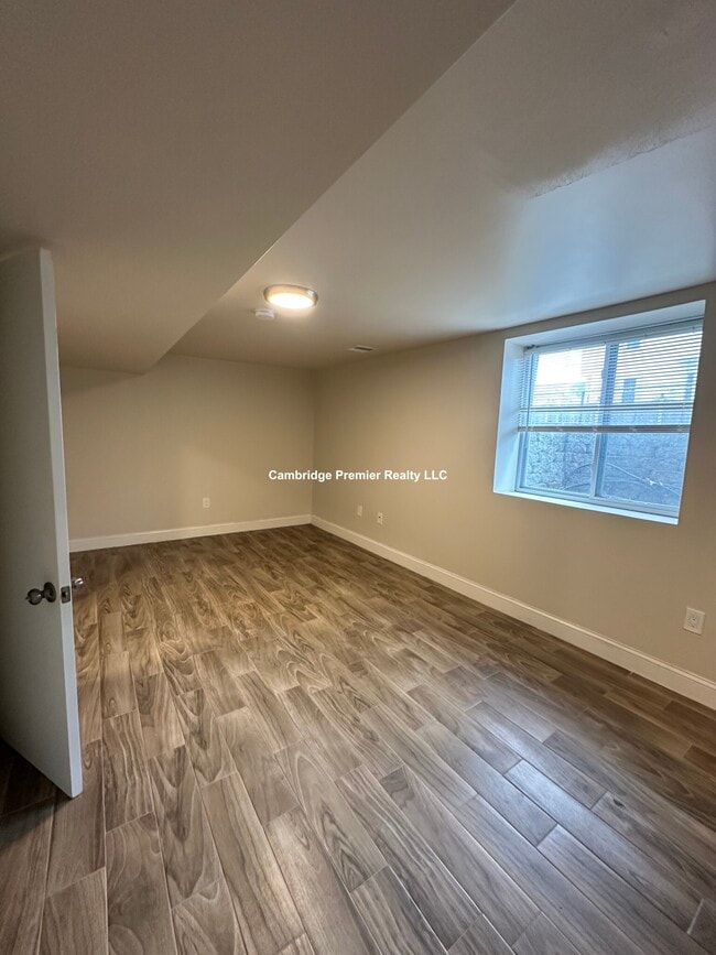 Foto del edificio - 96 Willis Ave