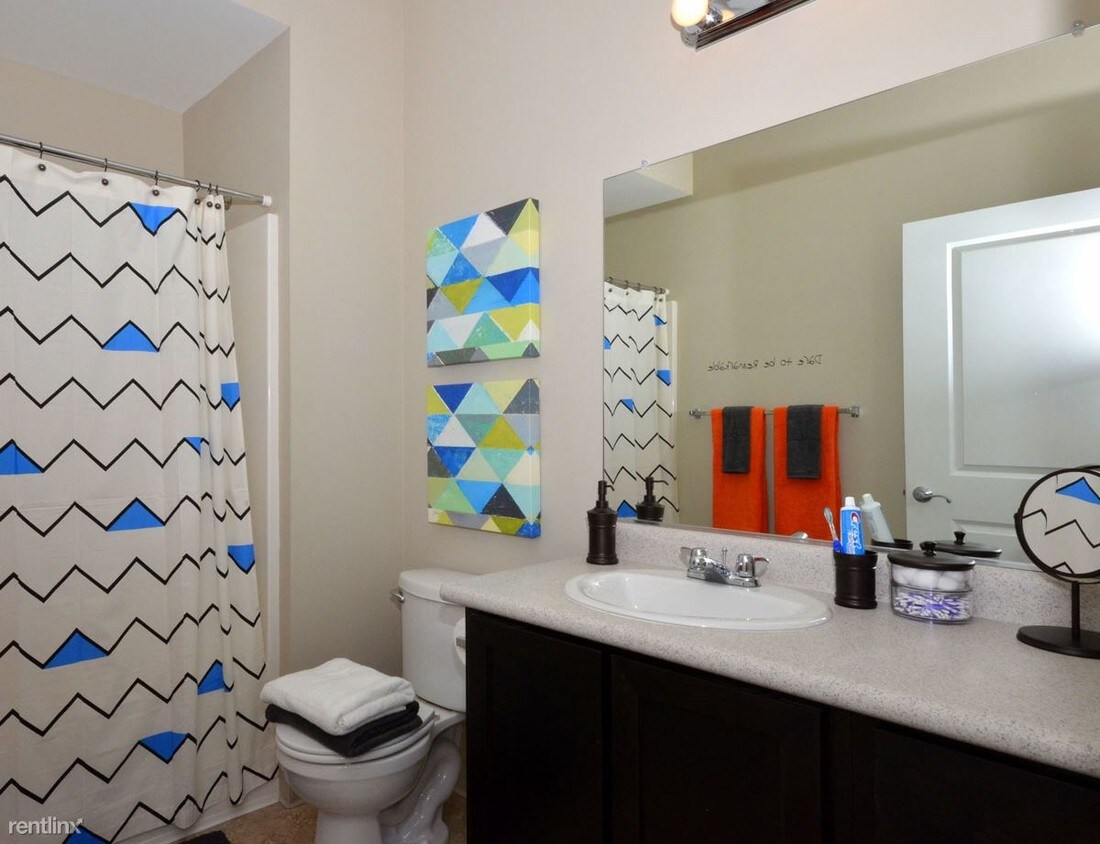 Foto principal - 701 SW 7th St