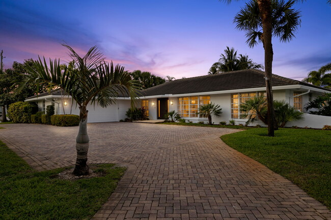 Photo - 1 Bunker Pl House