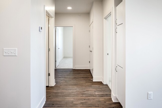 Hallway to Bedroom - Arno at Coventry