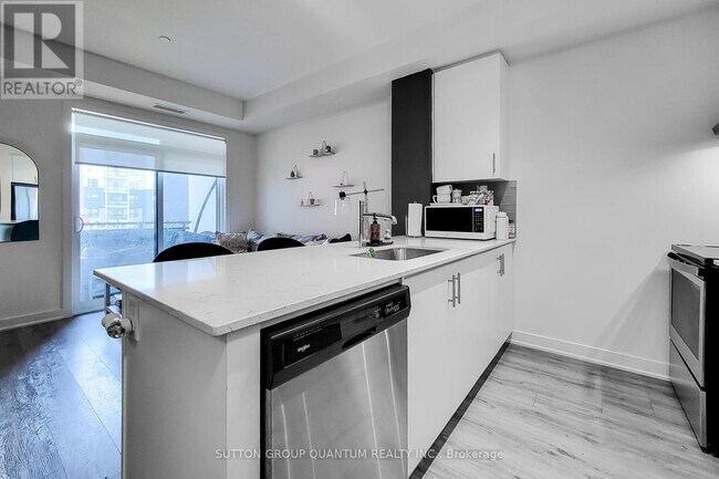 Photo du bâtiment - 320 Plains Rd E