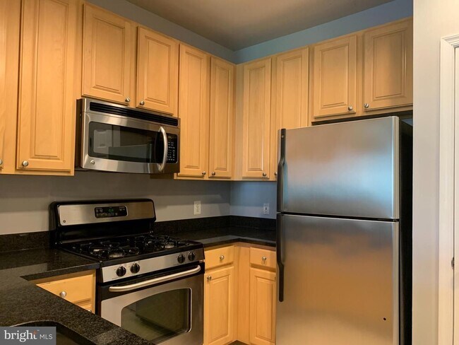 Building Photo - 1-bedroom, 1-bath condo in The Grove at Ar...