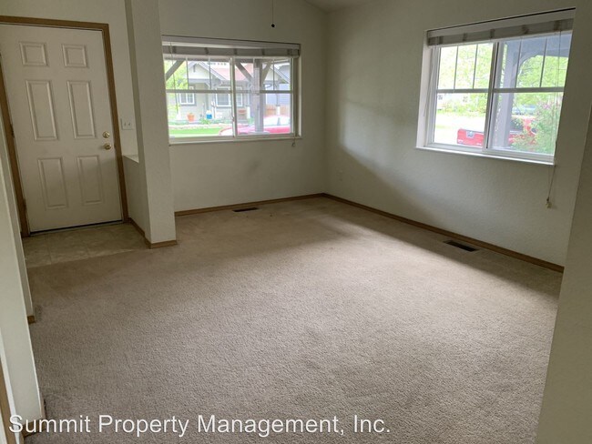 Building Photo - 2 br, 2 bath House - 4677 Montrose Drive