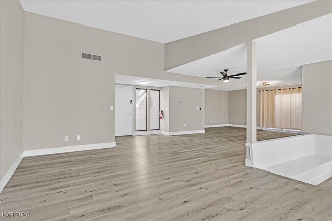 Building Photo - 3849 Boca Chica Ave