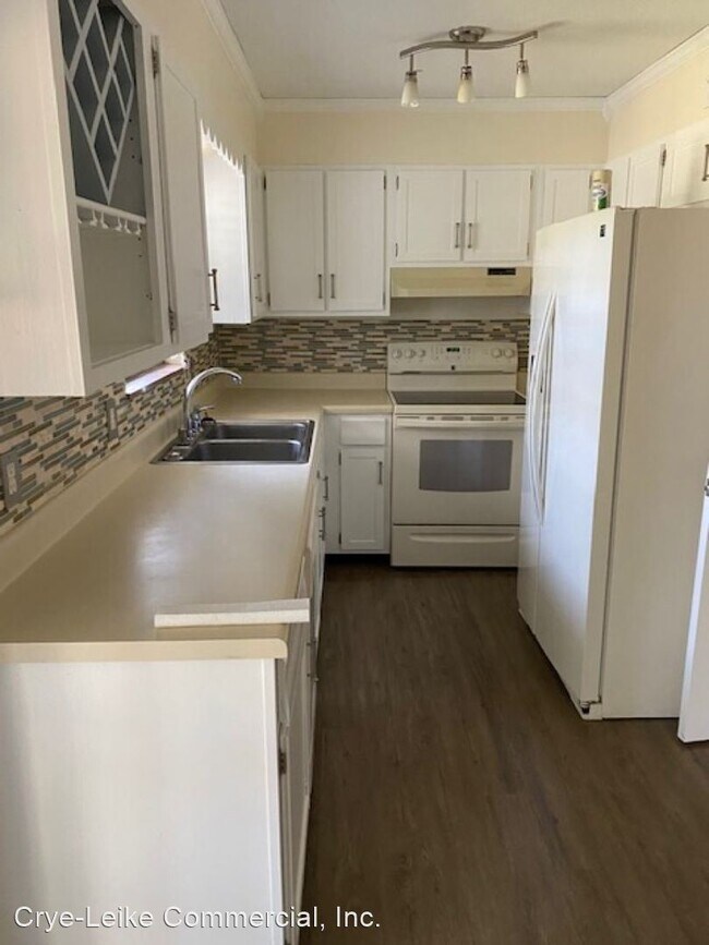Building Photo - 4 br, 2 bath House - 1018 West Forest Blvd.