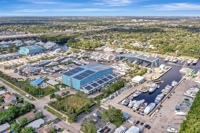 Foto del edificio - 1427 SW 23rd St