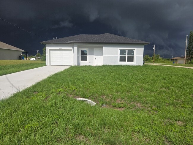 BRAND NEW 2/2/1- SW LEHIGH ACRES - BRAND NEW 2/2/1- SW LEHIGH ACRES House