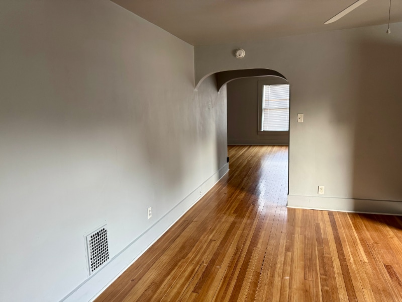 Primary Photo - 302 N Colorado Ave