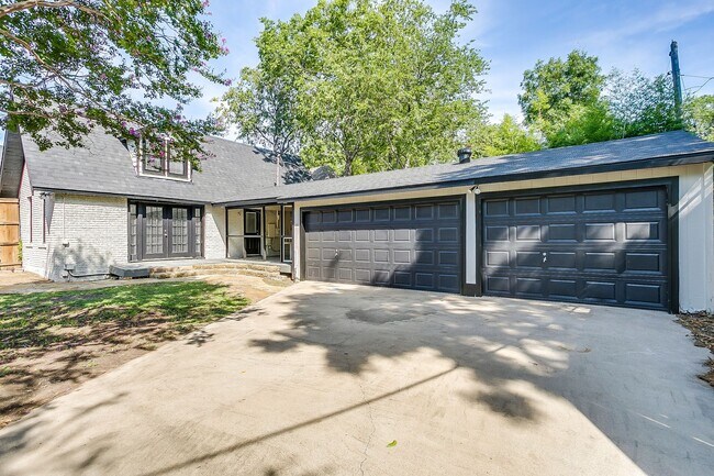 Building Photo - 3257 Greene Ave