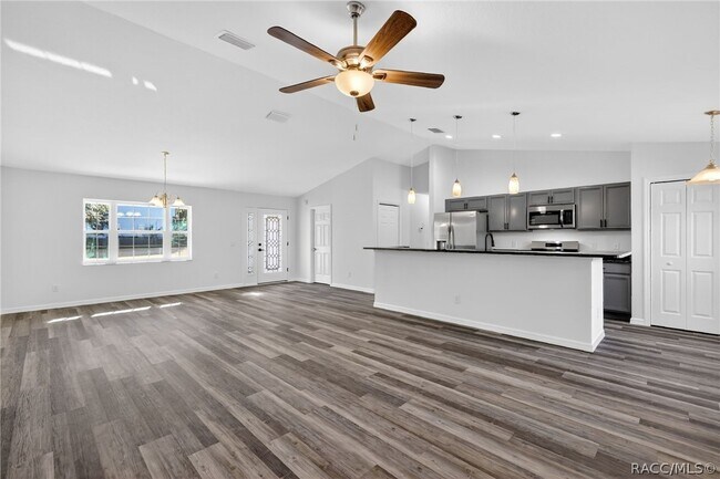 Foto del edificio - 9913 E St Regis Ct