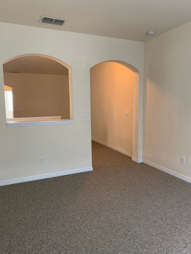 Foto del edificio - 8140 Serenity Spring Dr