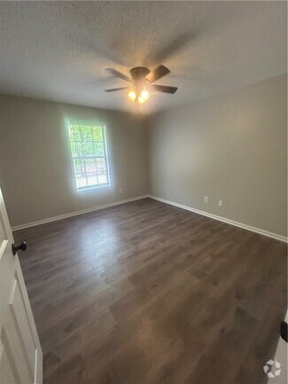 Building Photo - 111 Premiere Ct