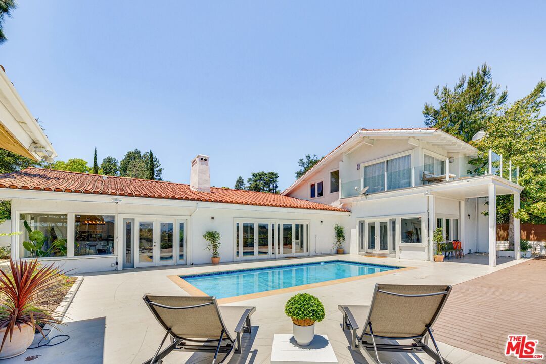 Foto principal - 1410 Stradella Rd
