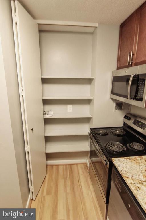 Foto del edificio - 1718 P St NW