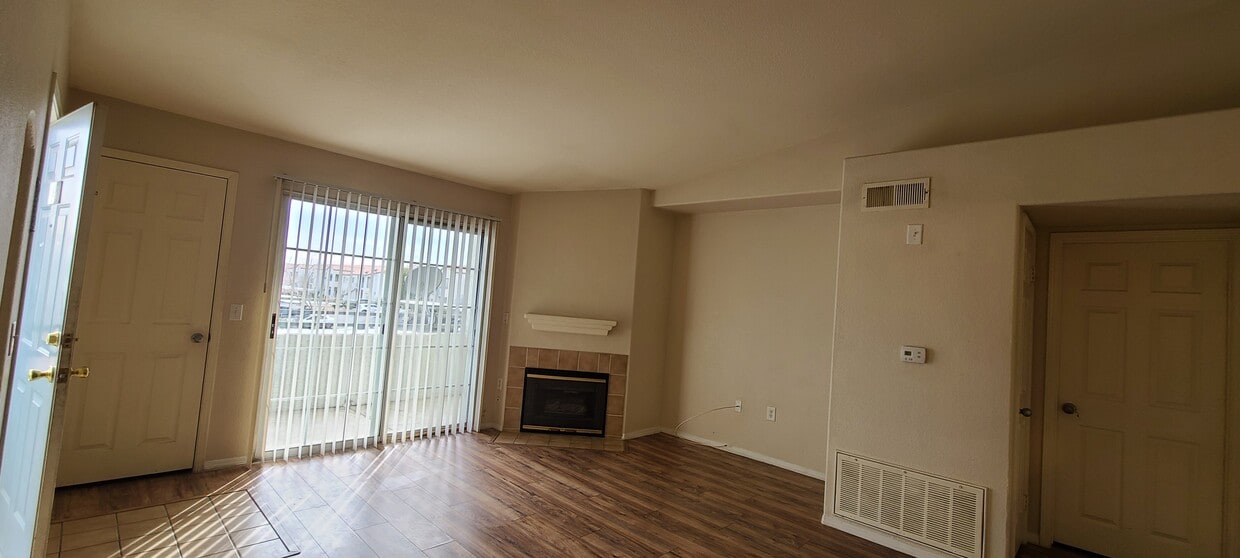 3318 N Decatur Blvd Unit 2123, Las Vegas, NV 89130 Condo for Rent in
