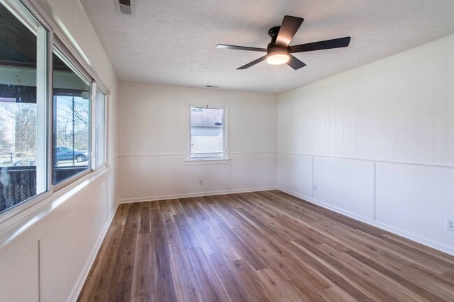 Foto del edificio - Close to Hike/Bike Path