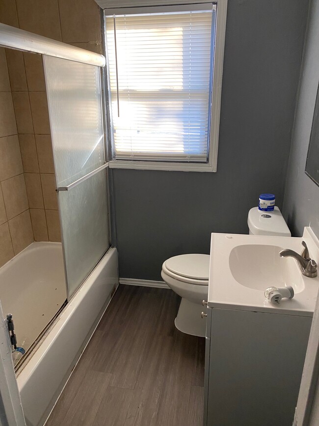 Building Photo - 4320 SE 43rd St