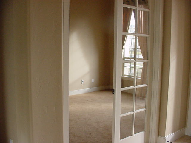 Building Photo - Exquisite Custom Home in Beautiful Two Rivers