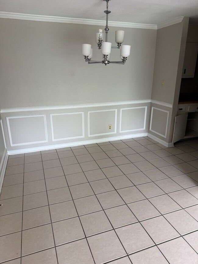 Foto del edificio - 2616 Randleman Rd