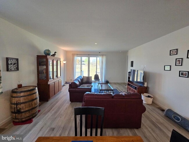 Foto del edificio - 609 Clover Ln