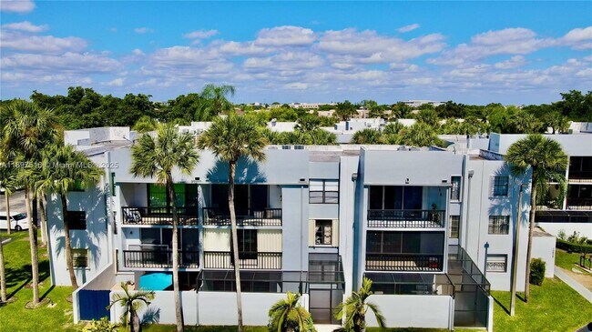 Foto del edificio - 10825 SW 112th Ave