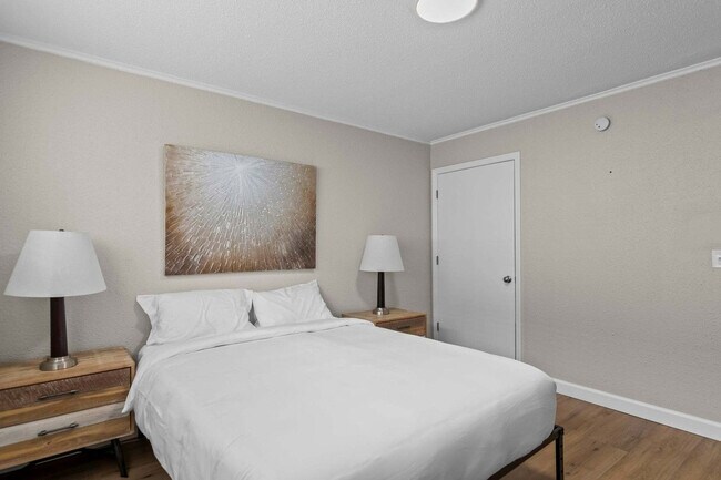 Foto del edificio - 2309 Cherry Hills Dr