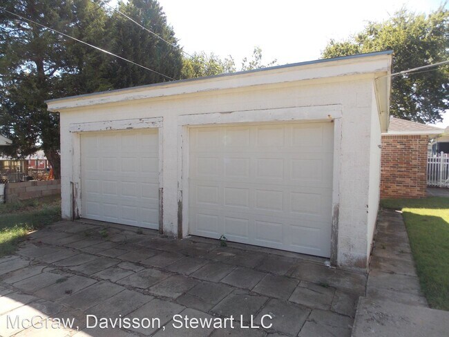 Foto del edificio - 4 br, 1 bath House - 1011 S. Macomb