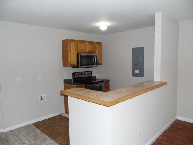 Photo - 725 W Georgia St Apartment