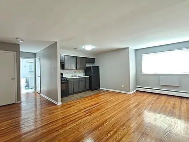 Building Photo - 8410 Bustleton Ave