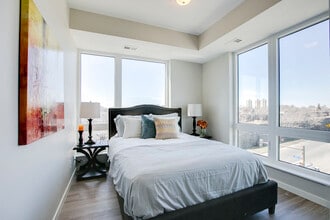 Building Photo - The Central