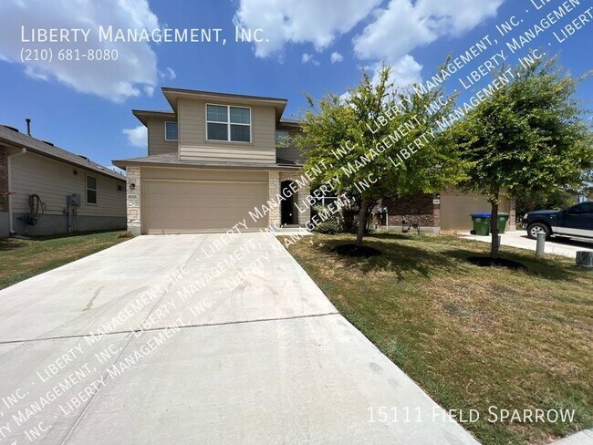 Foto del edificio - 5 Bedroom, 2.5 Bath with Master Bedroom Do...
