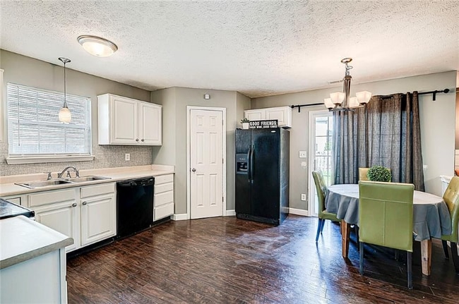 Building Photo - 16677 Greensboro Dr