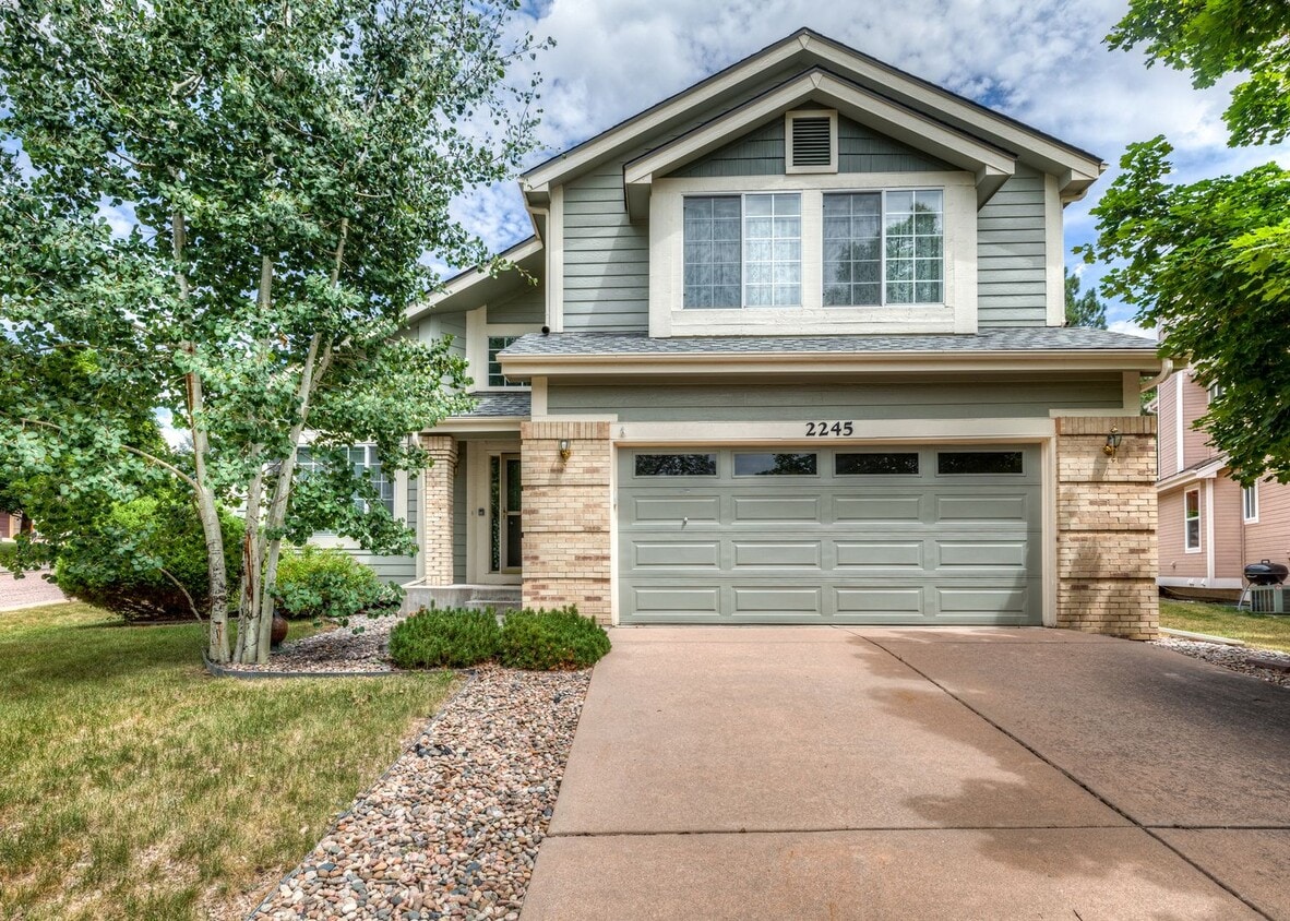 Primary Photo - Spacious 5 Bedroom in D20 centrally located