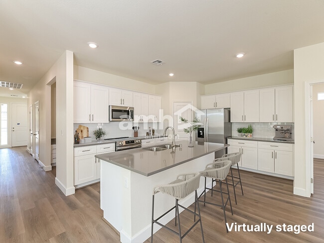 Building Photo - 20177 W Thomas Rd