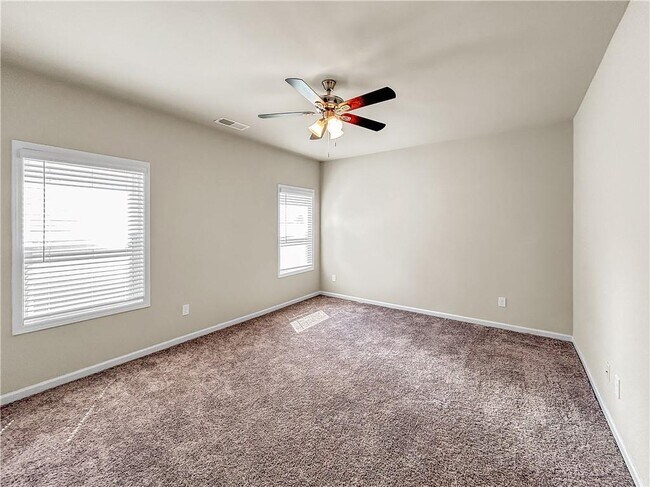 Building Photo - 106 Culver St
