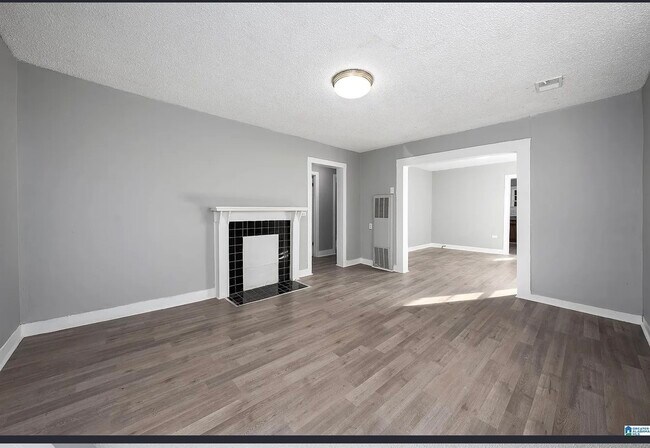 Foto del edificio - 1825 18th St Ensley