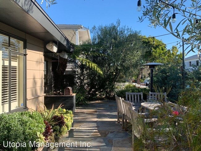 Building Photo - 3 br, 2 bath House - 313 Larkspur Ave
