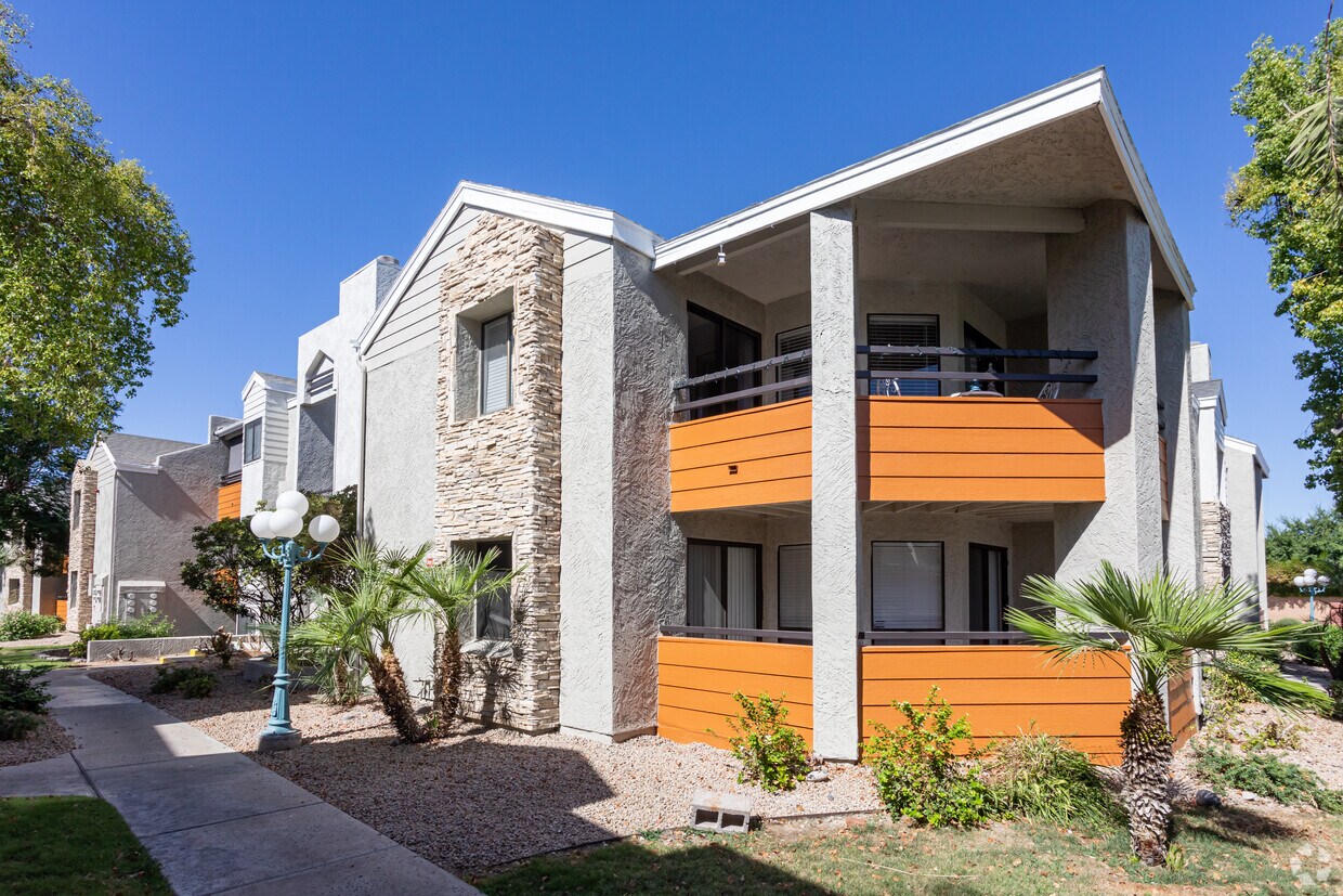92Forty Scottsdale 9240 E Redfield Rd Scottsdale, AZ Apartments for