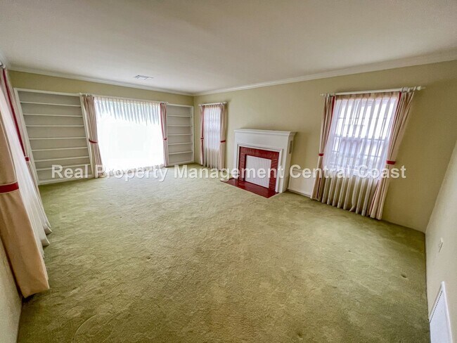 Foto del edificio - AVAILABLE FEBRUARY - Lovely Home on San Lu...