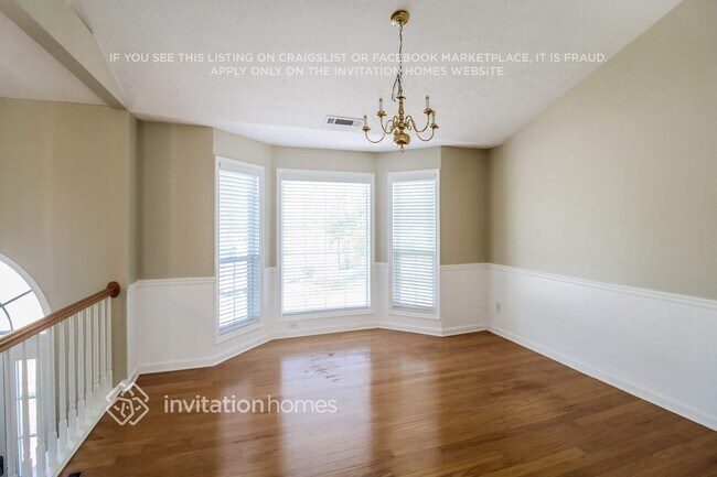 Foto del edificio - 6735 Payne Ct